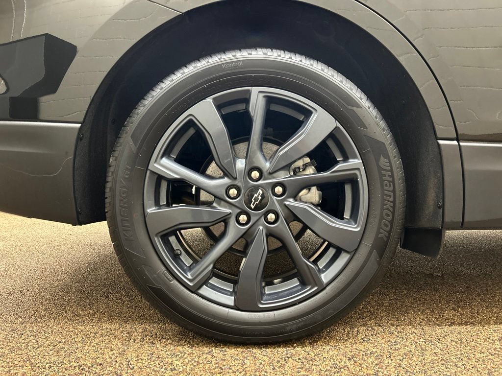 Used 2024 Chevrolet Equinox RS FWD image 27