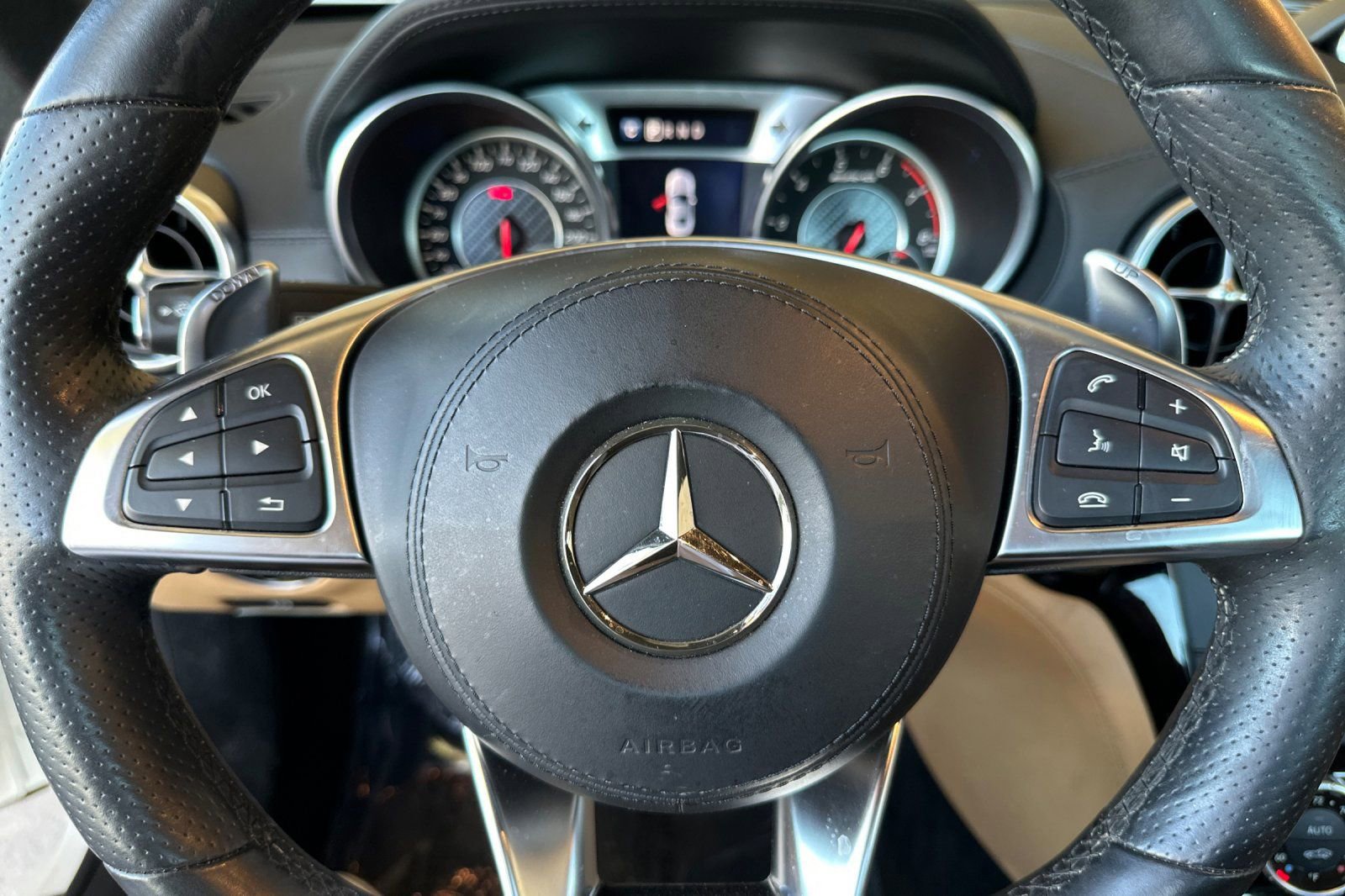 Used 2017 Mercedes-Benz SL 63 AMG image 22