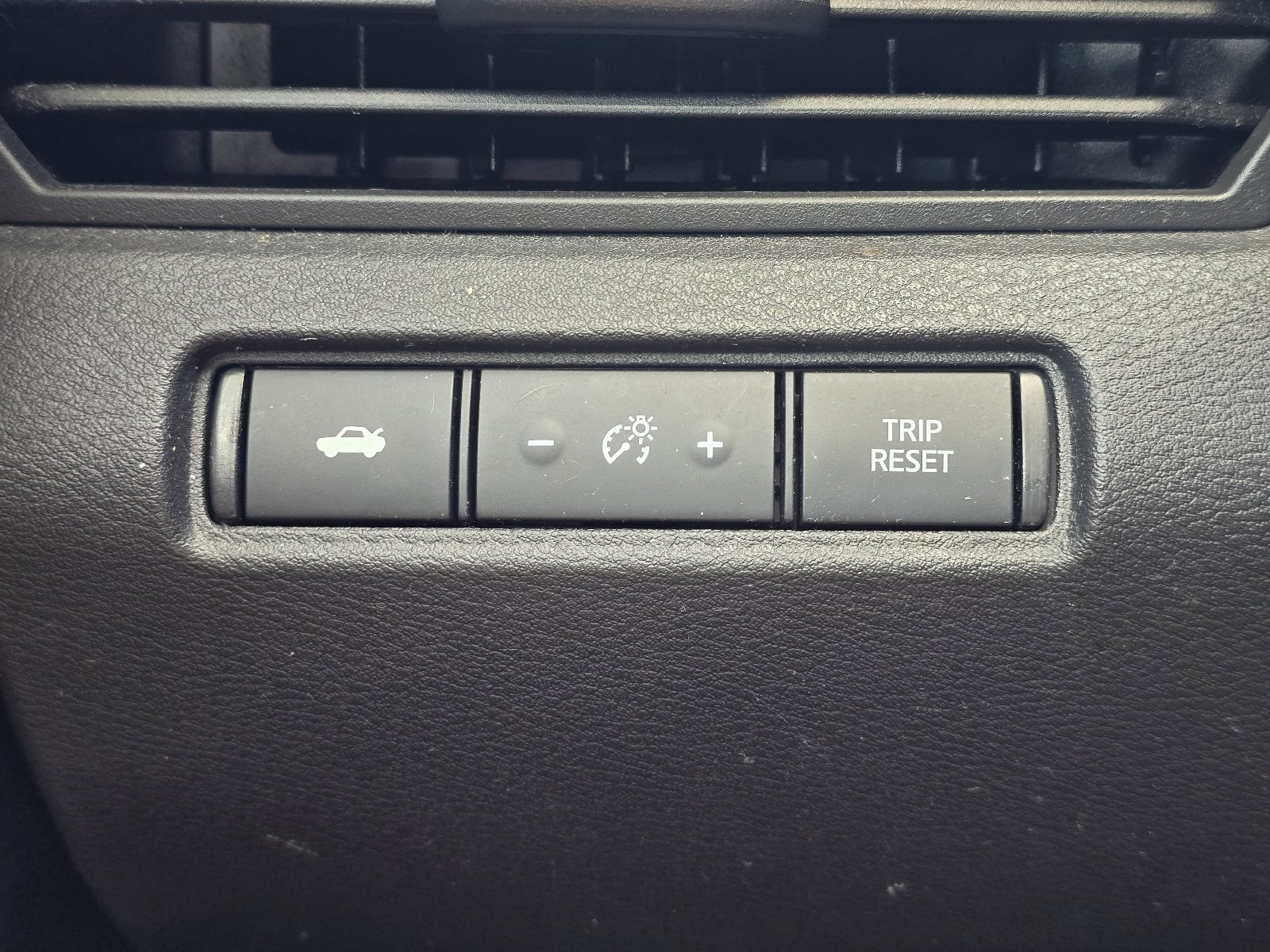 Used 2021 Nissan Altima 2.5 S w/ Driver Assist Package FWD image 23