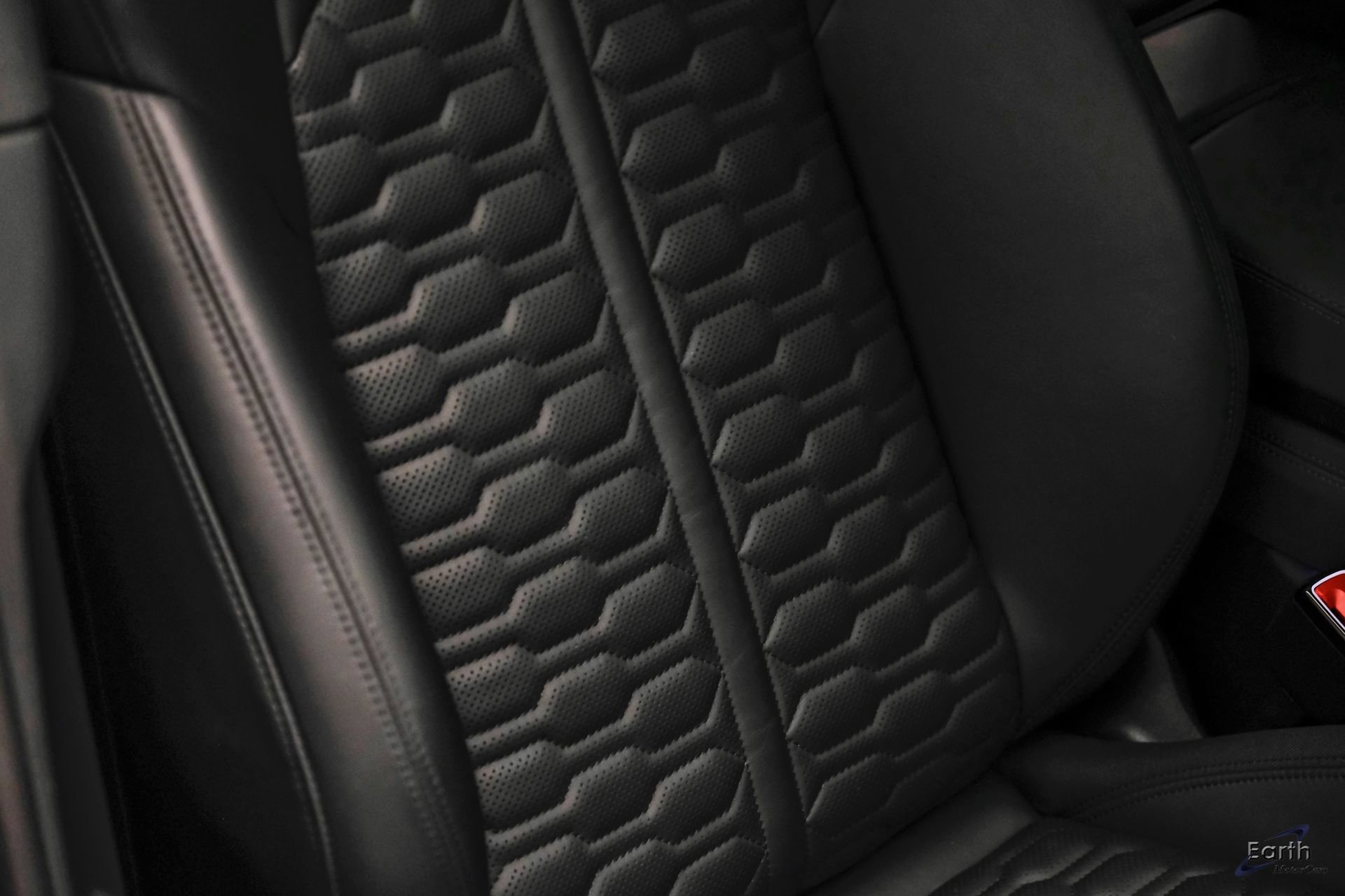 Used 2023 Audi RS 6 w/ Black Optic Package image 62