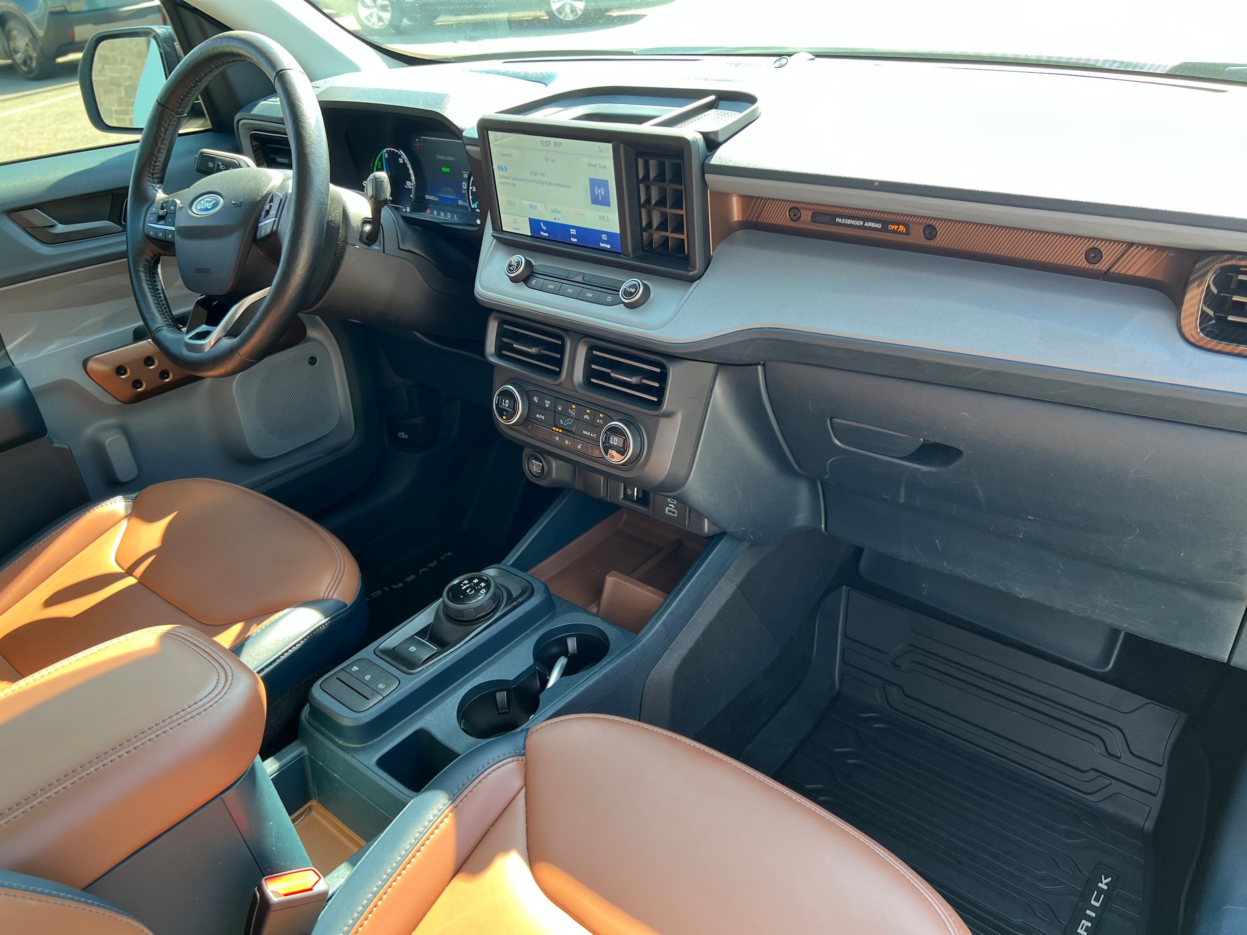 Used 2022 Ford Maverick Lariat w/ Lariat Luxury Package FWD image 14