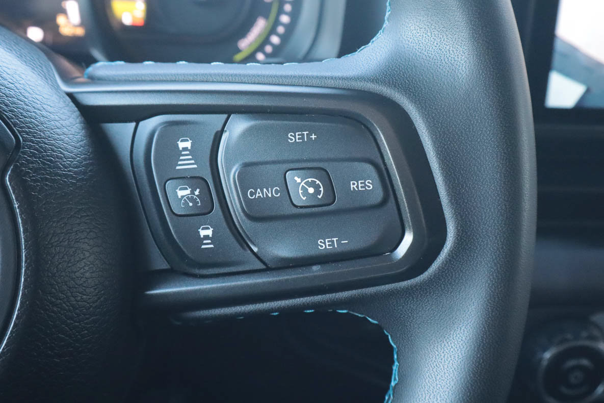Used 2024 Jeep Wrangler Unlimited Rubicon 4xe AWD/4WD image 30