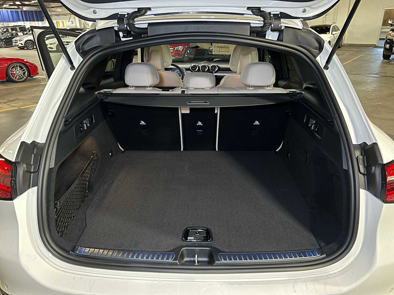 New 2025 Mercedes-Benz GLC 300 4MATIC image 15