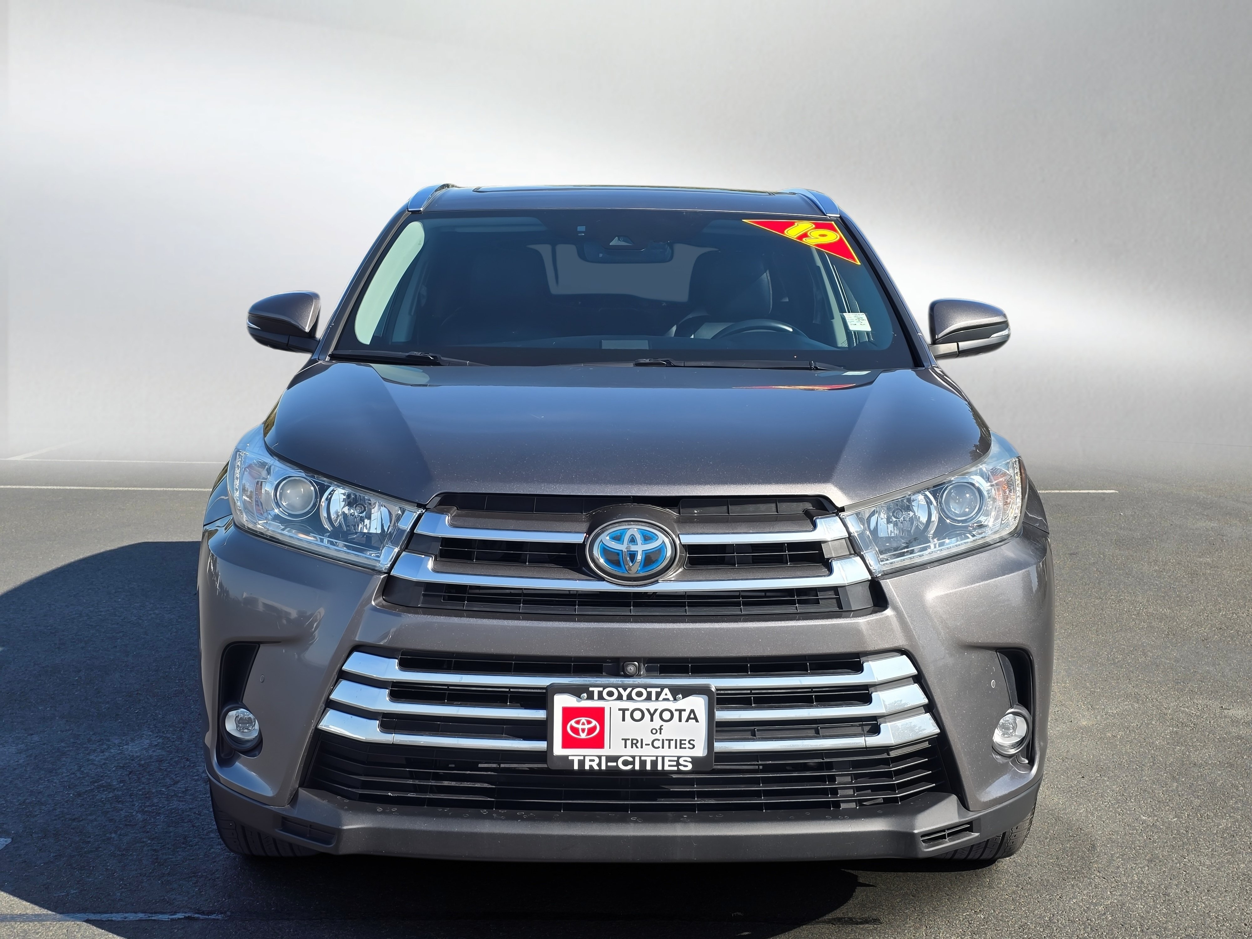 Used 2019 Toyota Highlander Limited Platinum AWD/4WD image 8