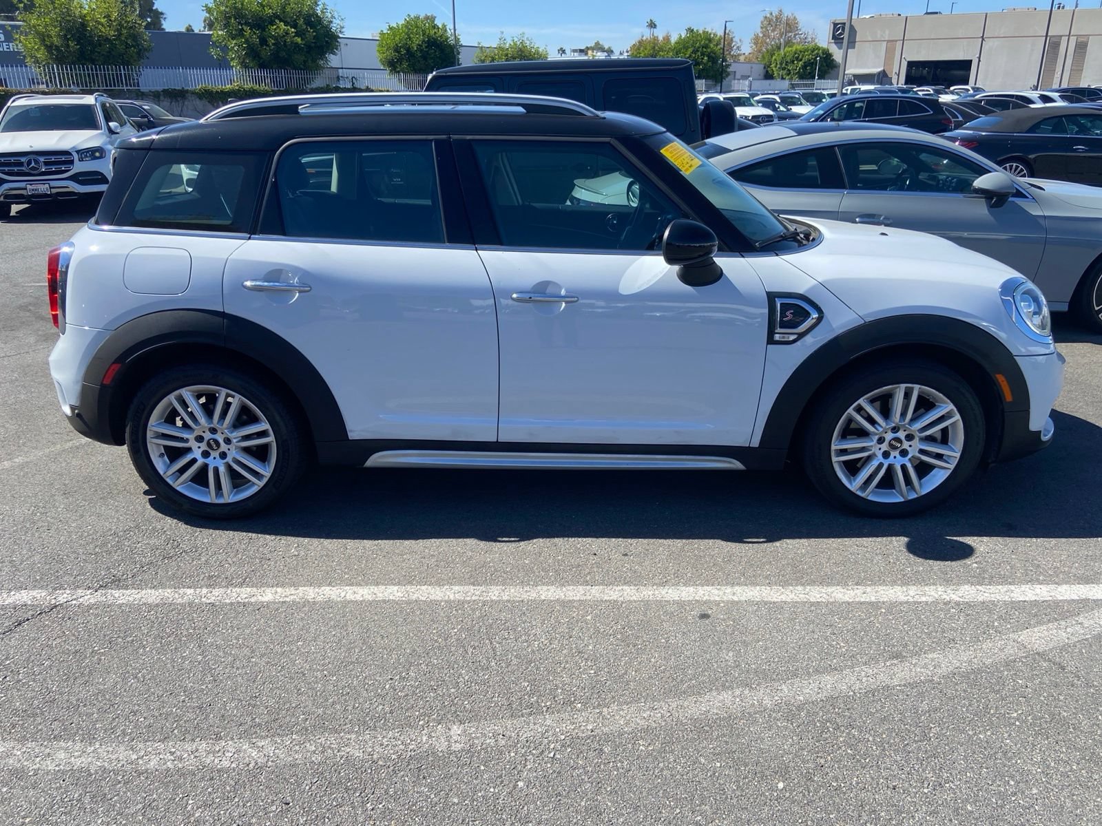 Used 2017 MINI Cooper Countryman S FWD image 4