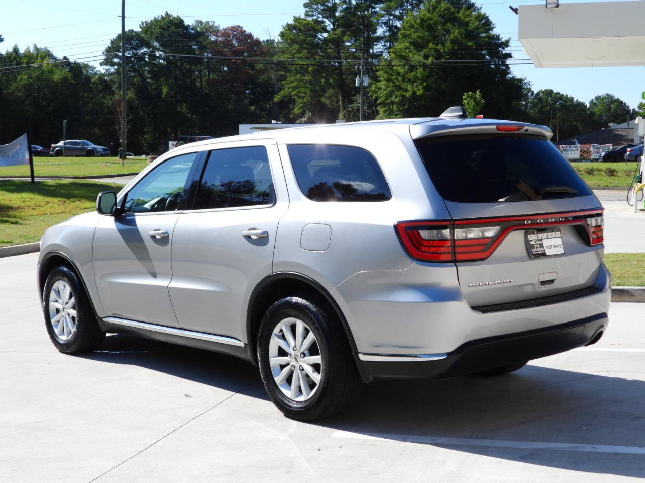 Used 2018 Dodge Durango SXT w/ 3rd Row Seating Group RWD image 27