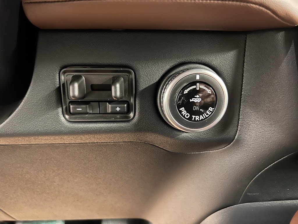 New 2026 Lincoln Navigator L Reserve image 18