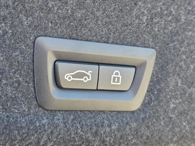 Used 2022 BMW M3 w/ Executive Package image 25