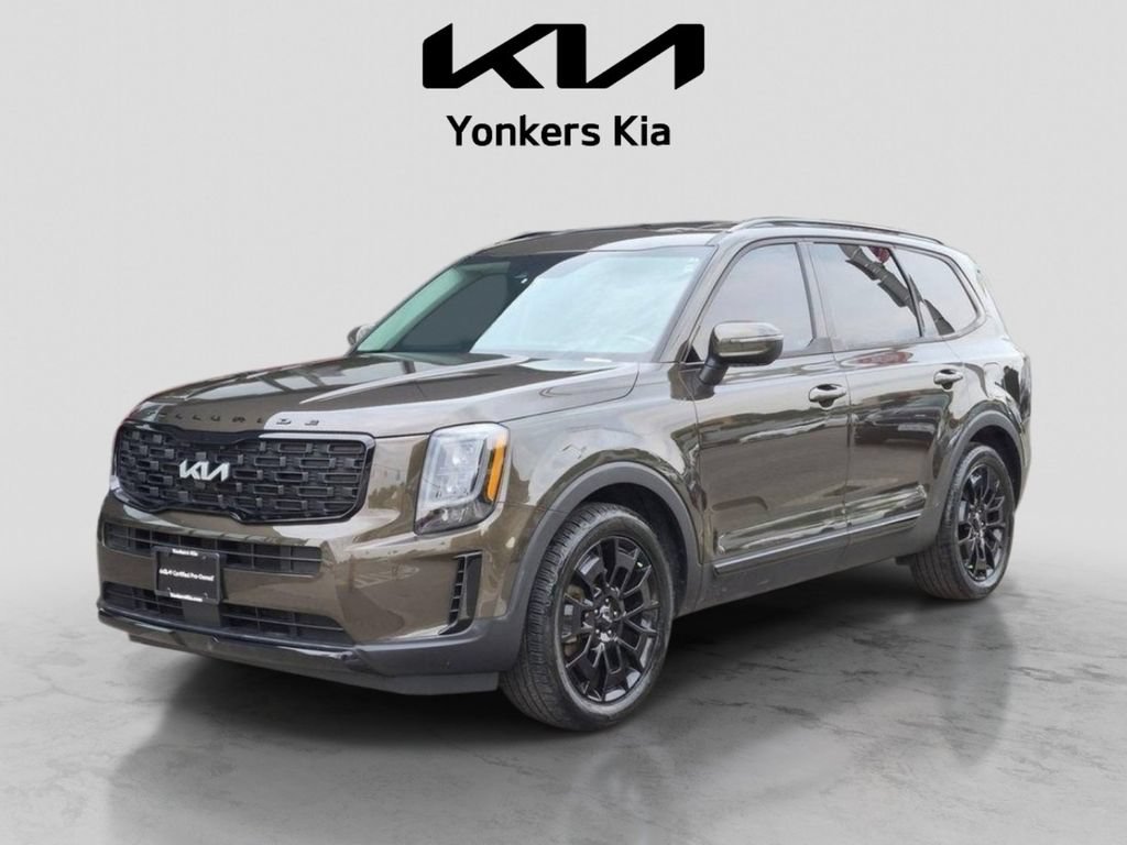 Certified 2022 Kia Telluride EX w/ EX Premium Package AWD/4WD image 2