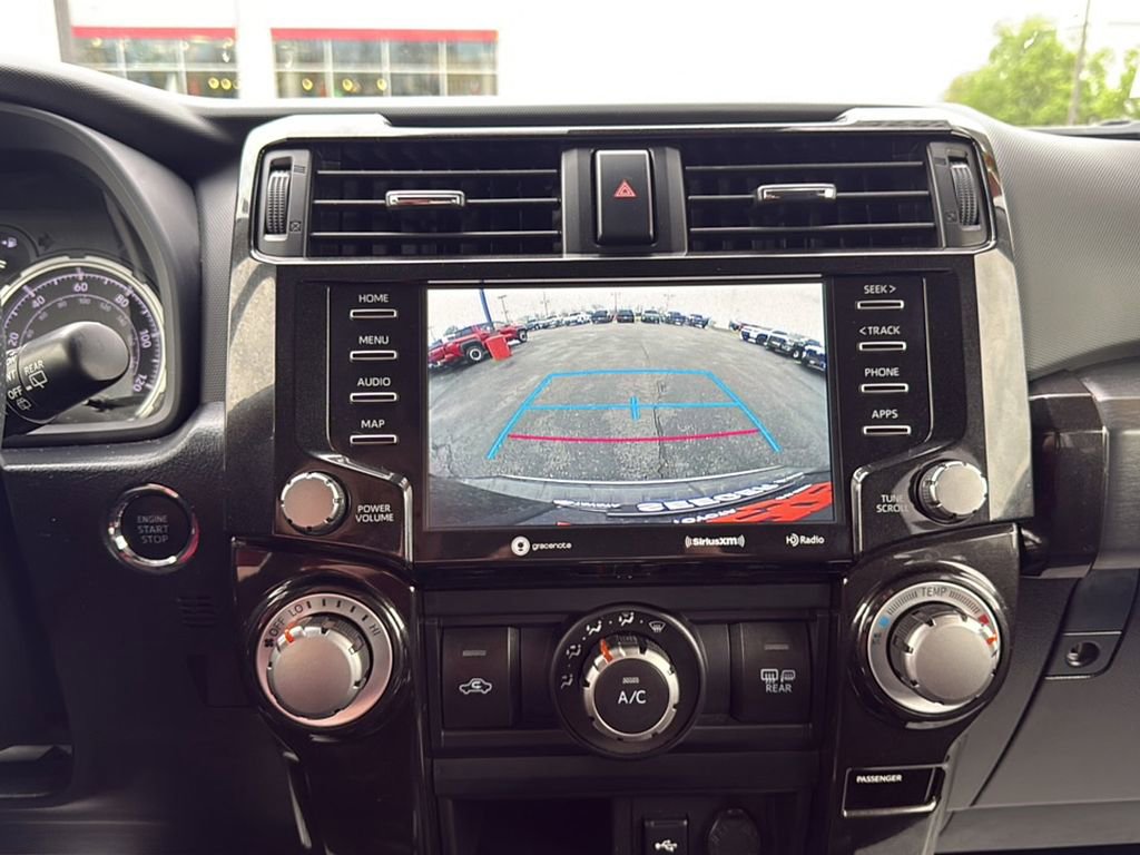 Used 2024 Toyota 4Runner TRD Off-Road AWD/4WD image 19