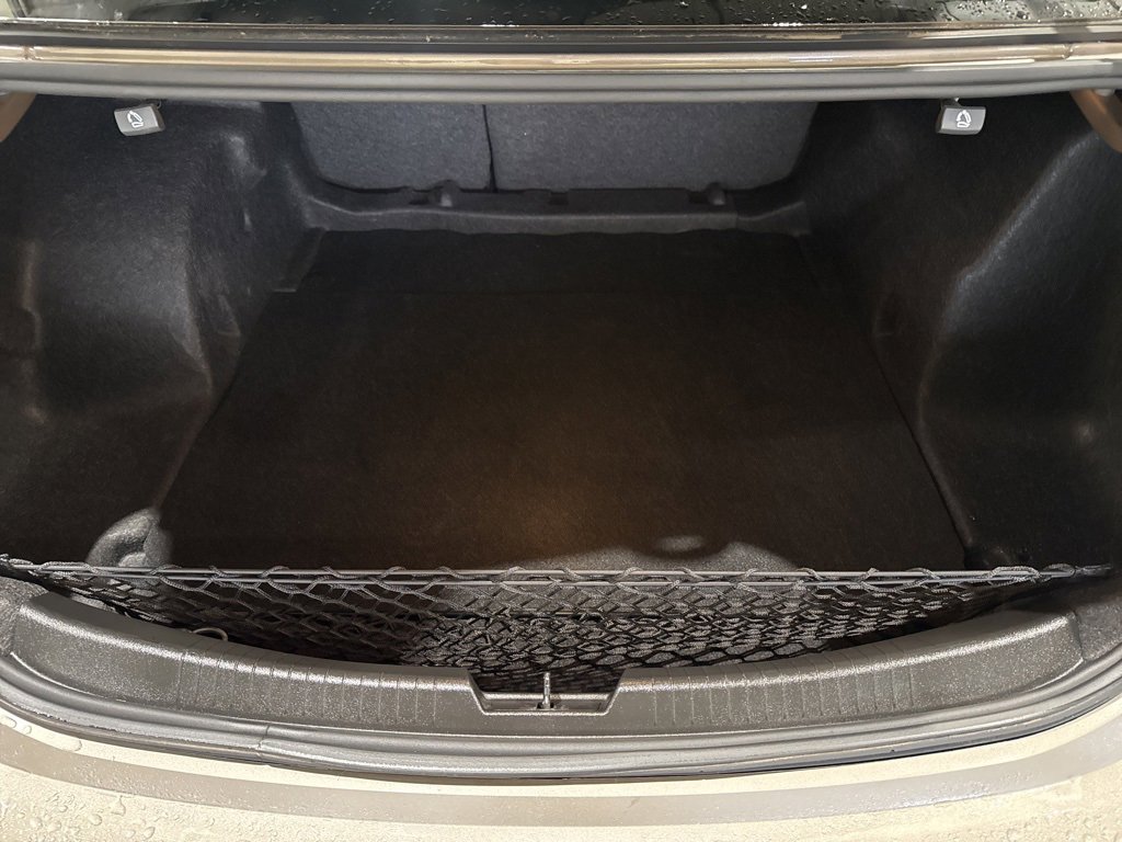 Used 2022 Chevrolet Malibu LS w/ LPO, Convenience Package 1 image 9