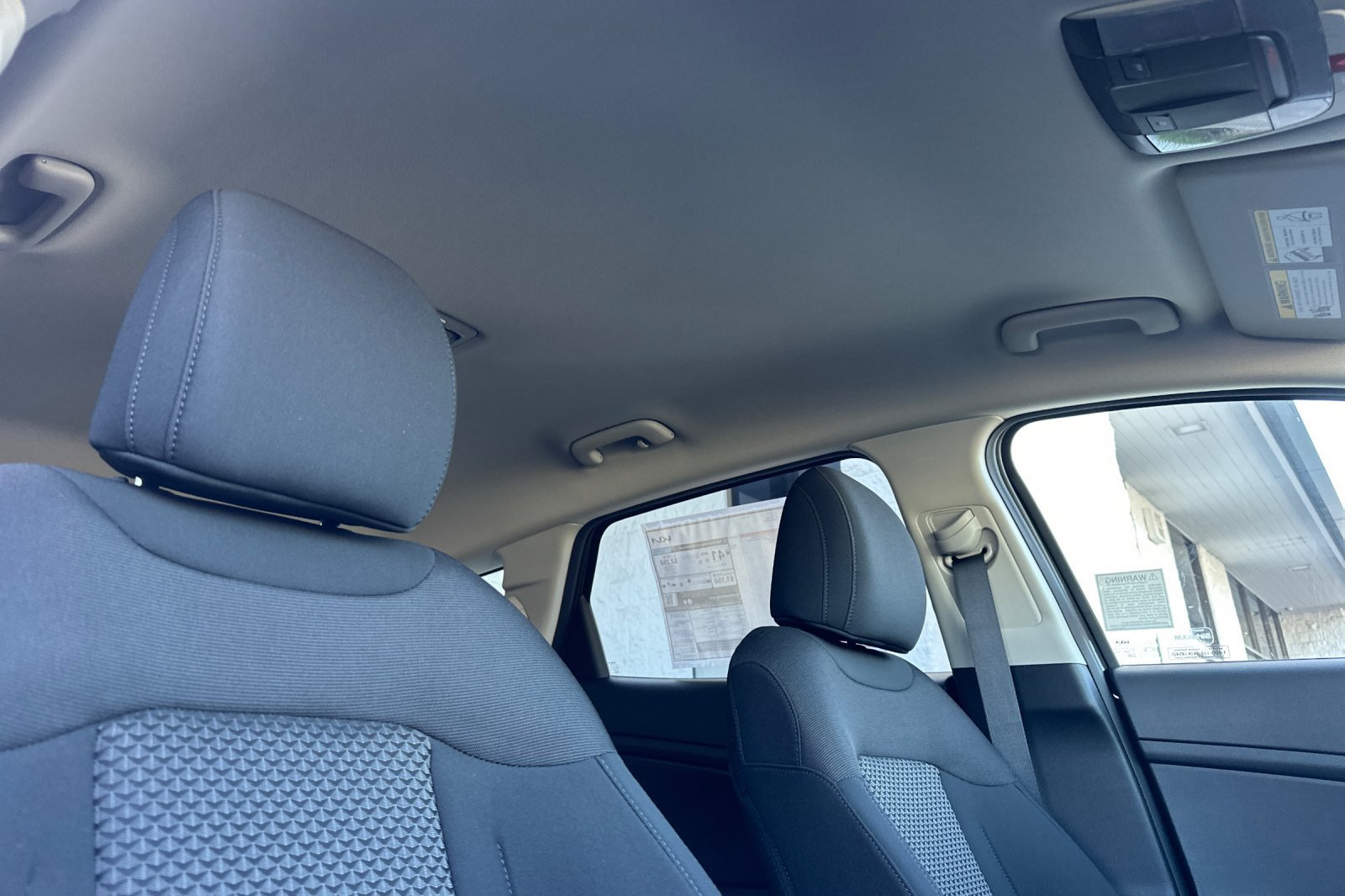 New 2027 Kia Sportage LX FWD image 17