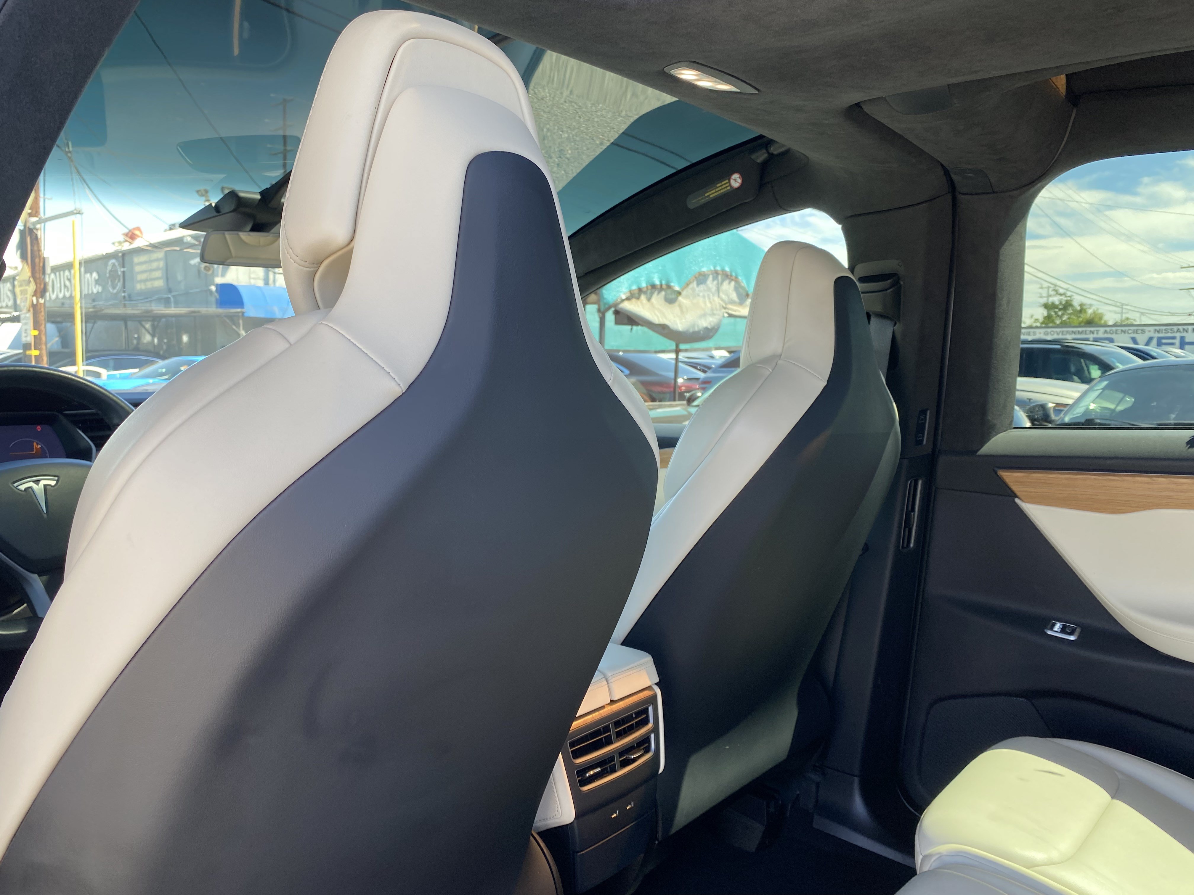 Used 2019 Tesla Model X Long Range AWD/4WD image 22