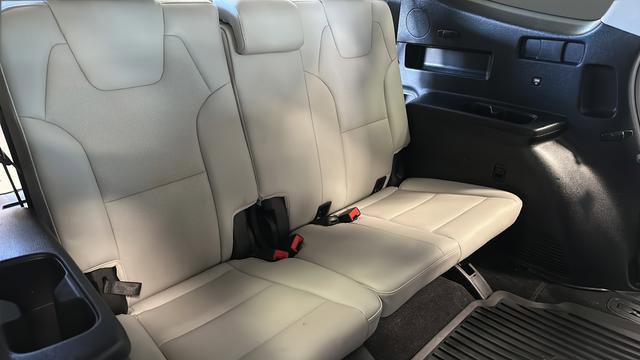 Used 2021 Kia Telluride S image 25