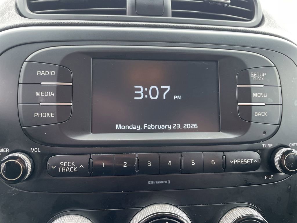 Used 2018 Kia Soul FWD image 11