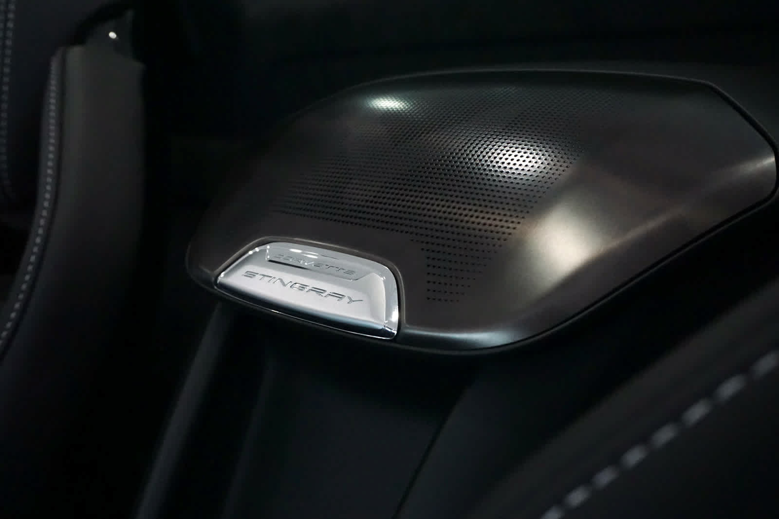 New 2027 Chevrolet Corvette Stingray Convertible w/ Stealth Interior Trim Package RWD image 17