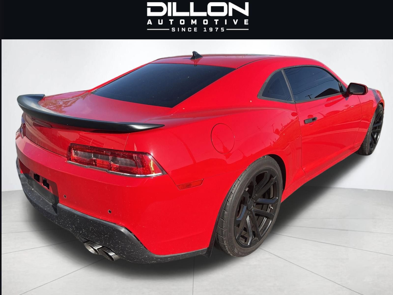 Used 2015 Chevrolet Camaro SS w/ SS Performance Package RWD image 11