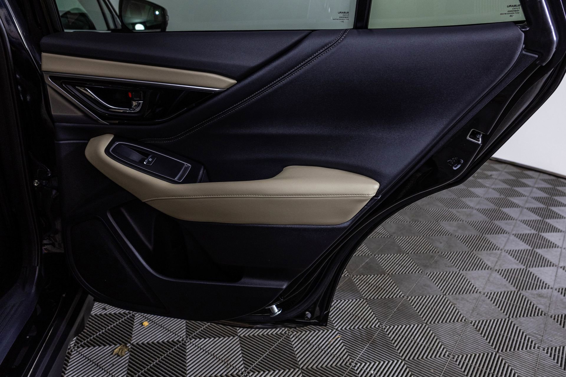 Used 2025 Subaru Outback Limited w/ Popular Package #2 image 76