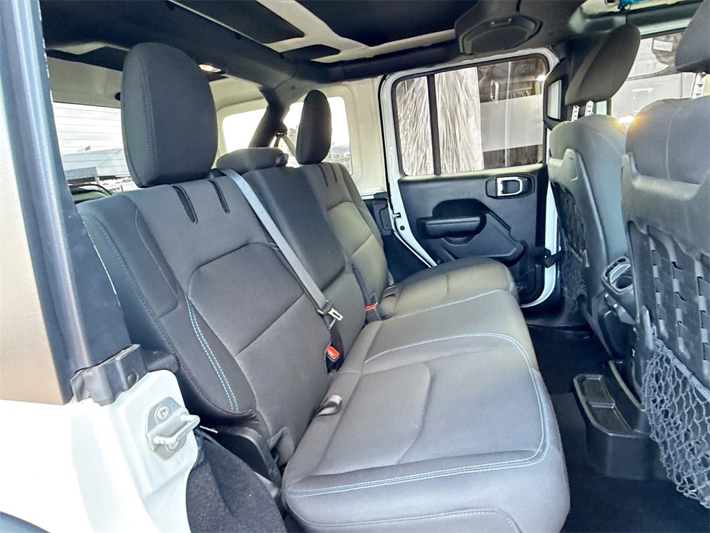 Used 2022 Jeep Wrangler Unlimited Rubicon 4xe w/ Cold Weather Group image 31