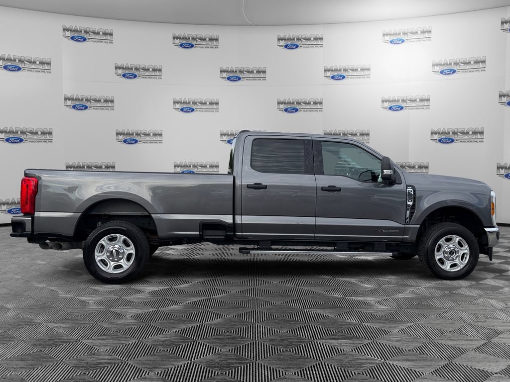Used 2025 Ford F250 XLT AWD/4WD image 6