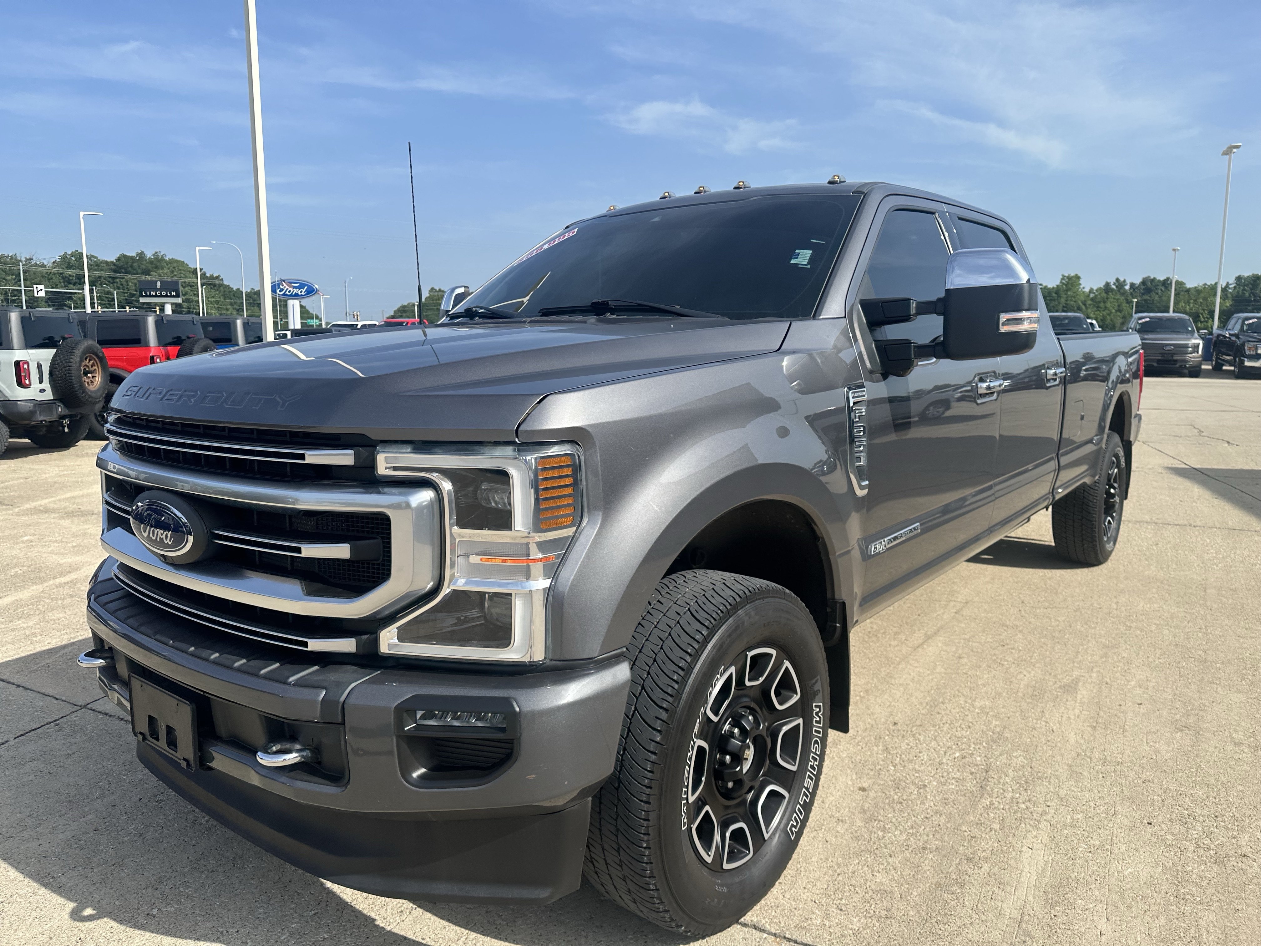 Used 2022 Ford F350 Platinum AWD/4WD image 13