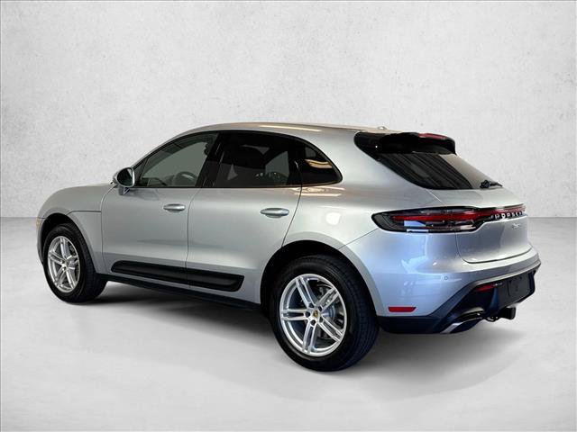 Certified 2026 Porsche Macan AWD/4WD image 3
