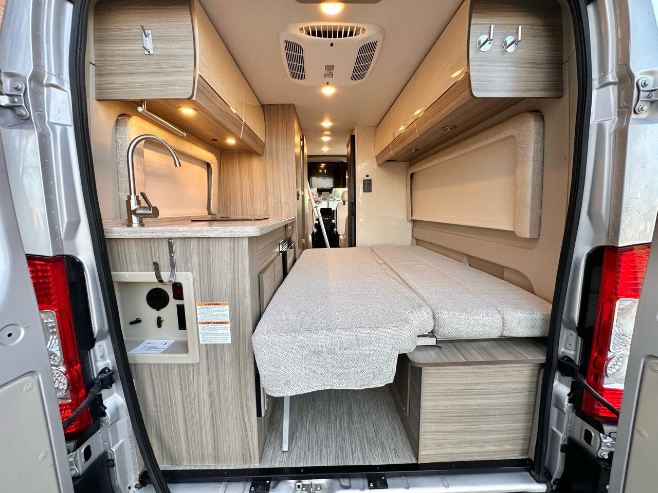Used 2023 RAM ProMaster 3500 w/ Premium Convenience Group (B) FWD image 88