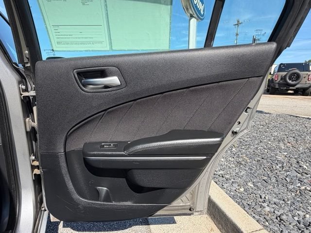 Used 2015 Dodge Charger R/T RWD image 22