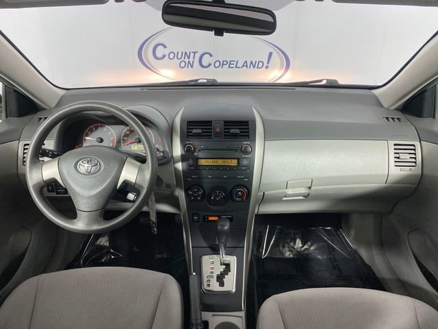 Used 2010 Toyota Corolla LE image 13
