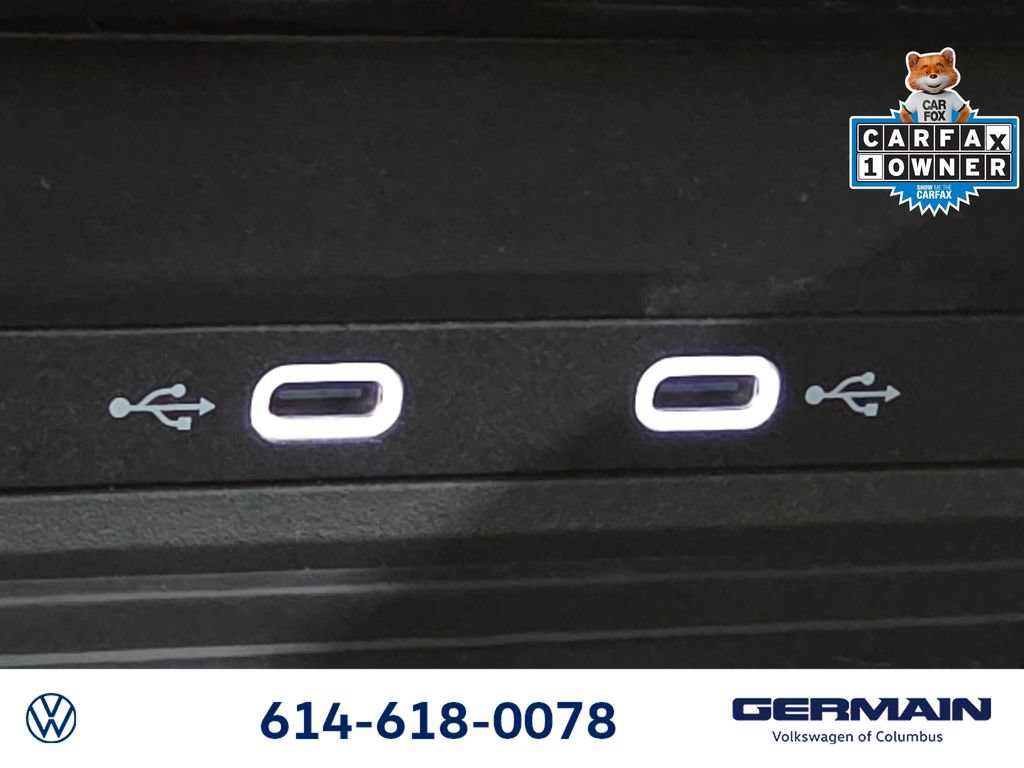 Certified 2025 Volkswagen Atlas Cross Sport SEL Premium R-Line AWD/4WD image 34