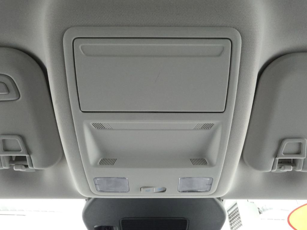 Used 2025 Ford Escape Platinum image 38