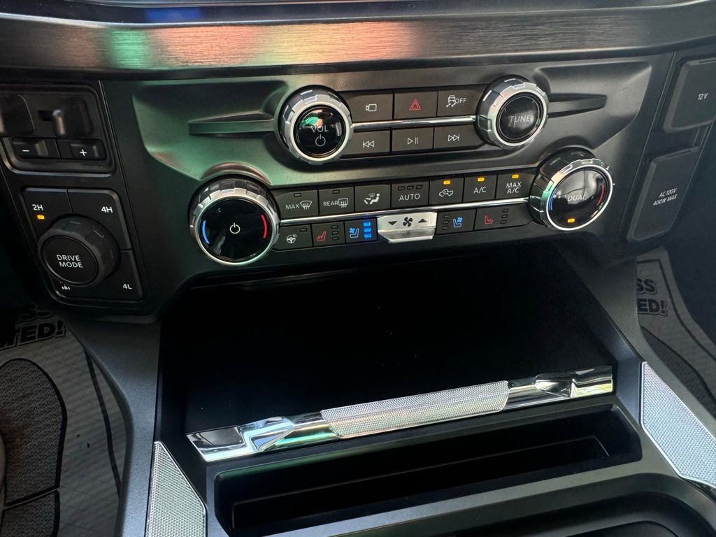 Used 2025 Ford F350 Lariat w/ Lariat Ultimate Package image 21