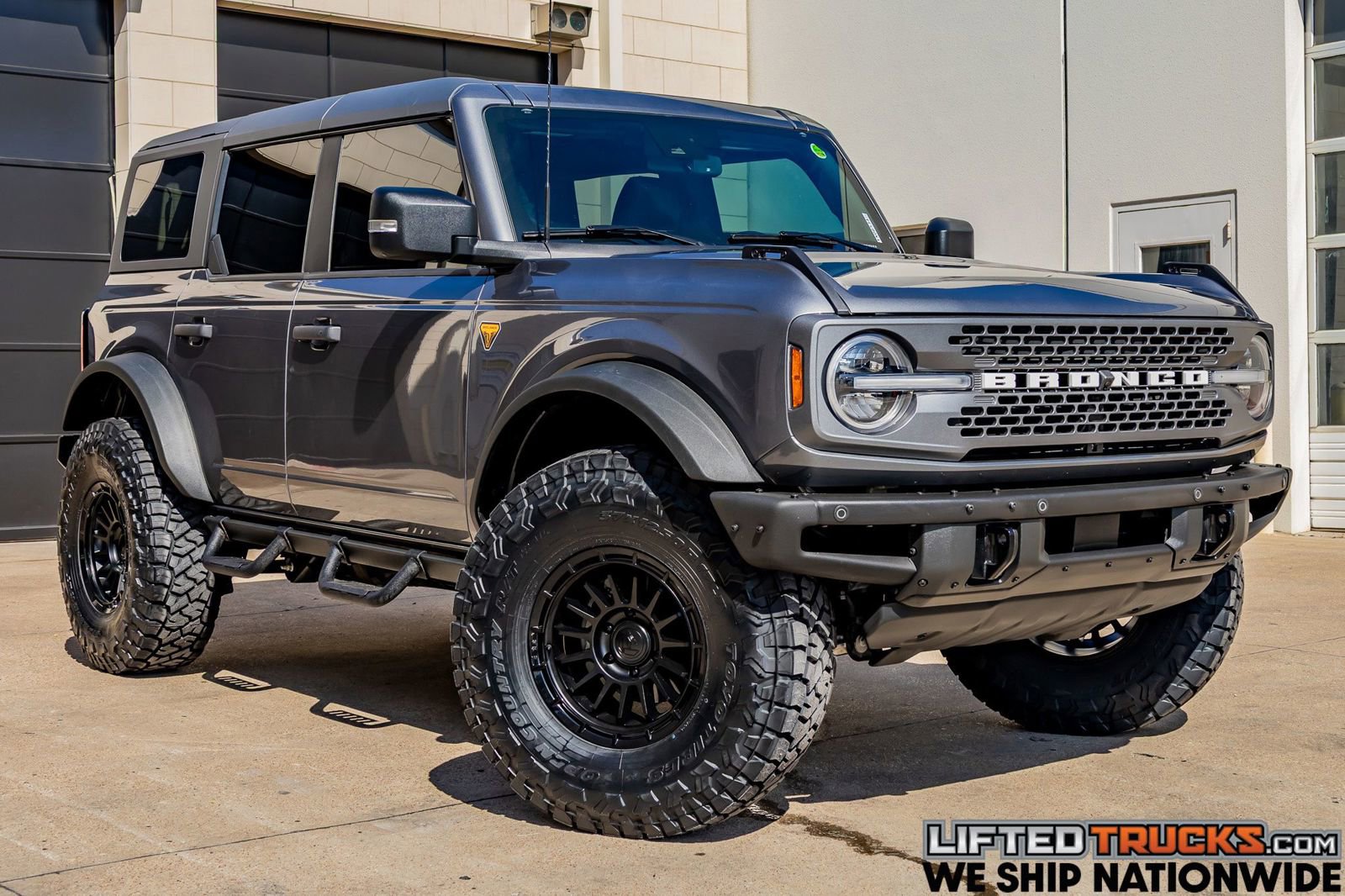 Used 2023 Ford Bronco Badlands w/ Sasquatch Package AWD/4WD image 1