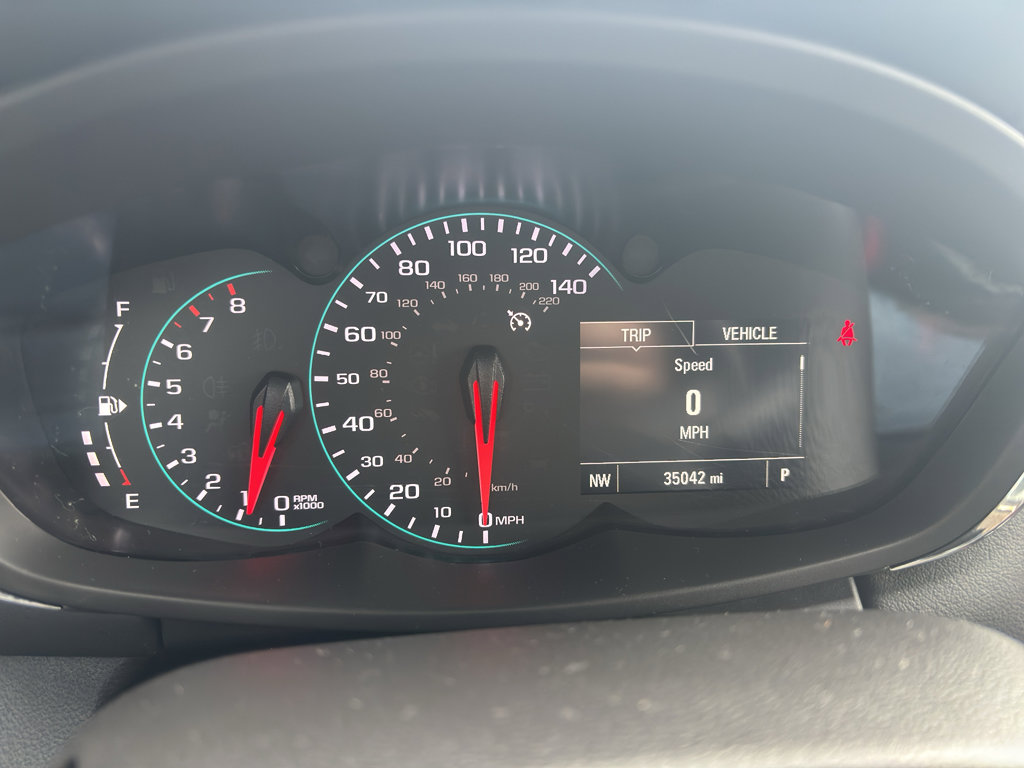 Used 2022 Chevrolet Trax LT w/ LT Convenience Package image 17