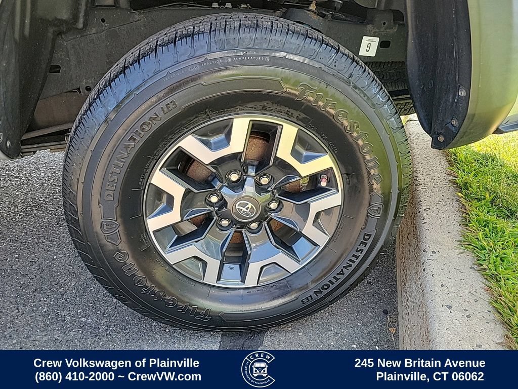 Used 2020 Toyota Tacoma TRD Off-Road AWD/4WD image 21