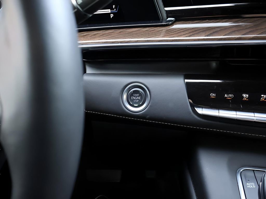 Used 2024 Cadillac Escalade Sport Platinum w/ Heavy-Duty Trailer Package image 33