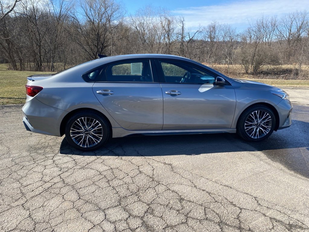 Certified 2022 Kia Forte GT-Line w/ GT-Line Technology Package image 2