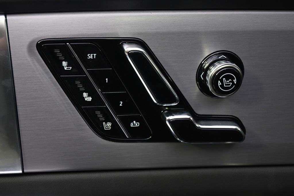 New 2026 Cadillac Vistiq Platinum image 14