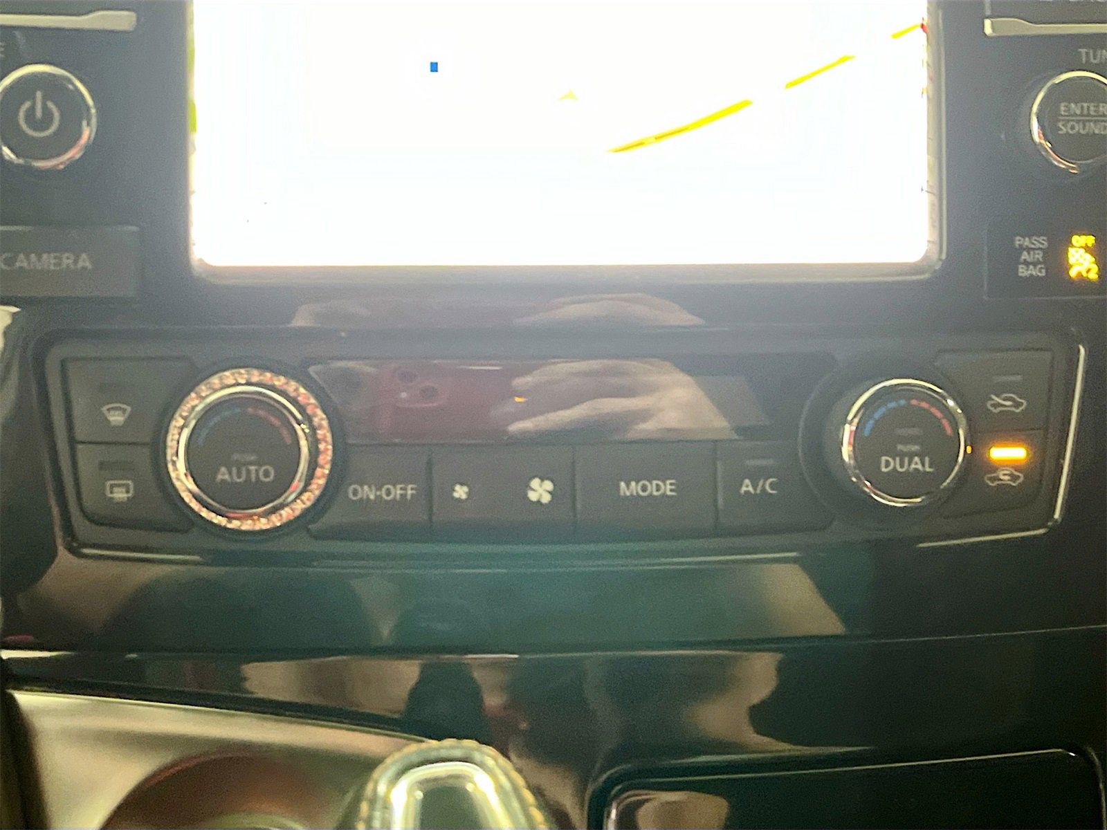 Used 2023 Nissan Maxima SR w/ Sport Mat Group image 16