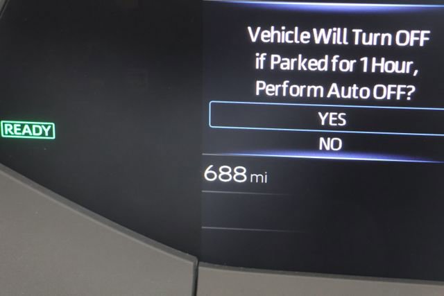 Used 2026 Toyota Prius LE AWD/4WD image 13