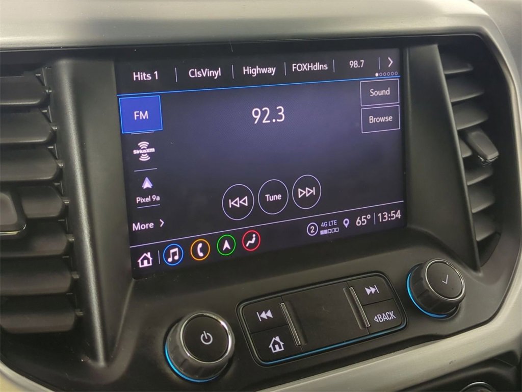 Certified 2023 GMC Acadia SLE w/ Driver Convenience Package image 13