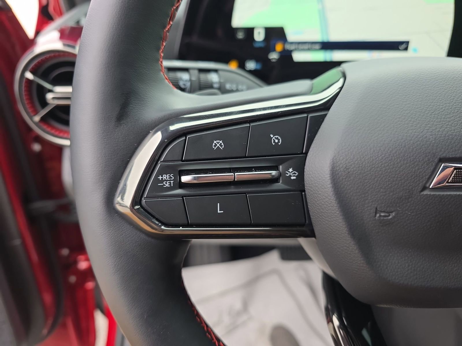 Used 2025 Chevrolet Equinox RS image 26