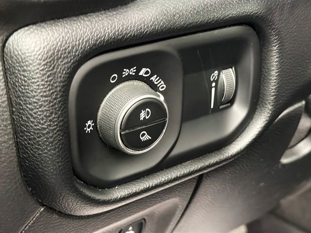 Used 2020 RAM 1500 Rebel image 10