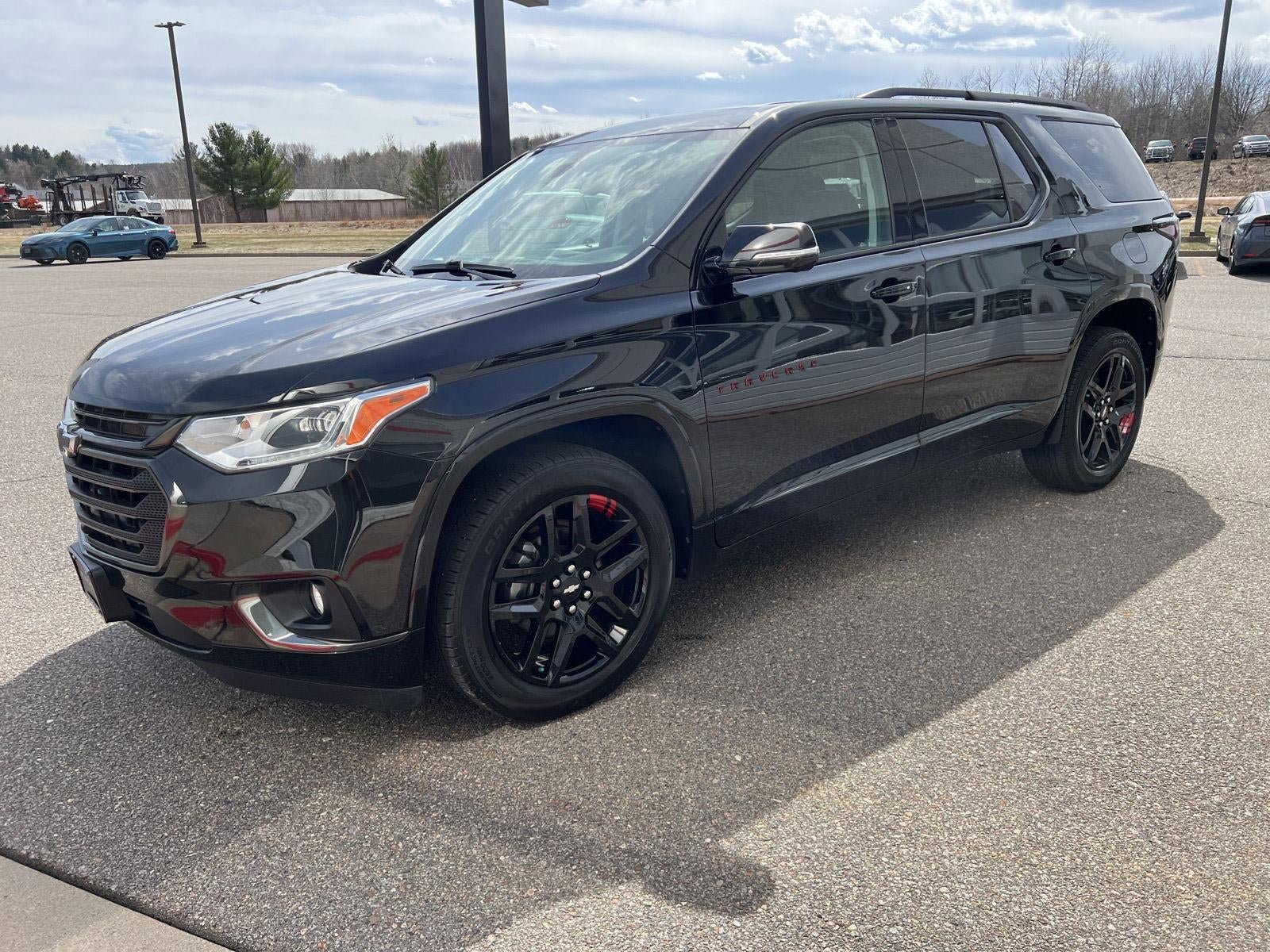 Used 2020 Chevrolet Traverse Premier w/ Redline Edition AWD/4WD image 4