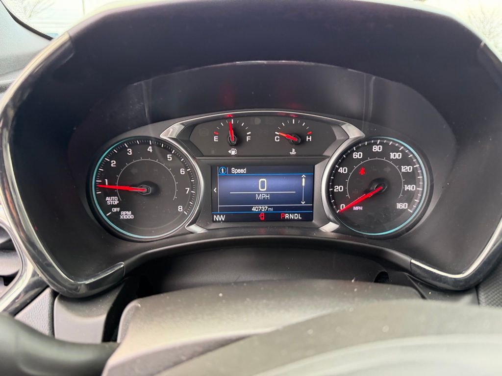 Used 2022 Chevrolet Equinox RS w/ LPO, Floor Liner Package image 13