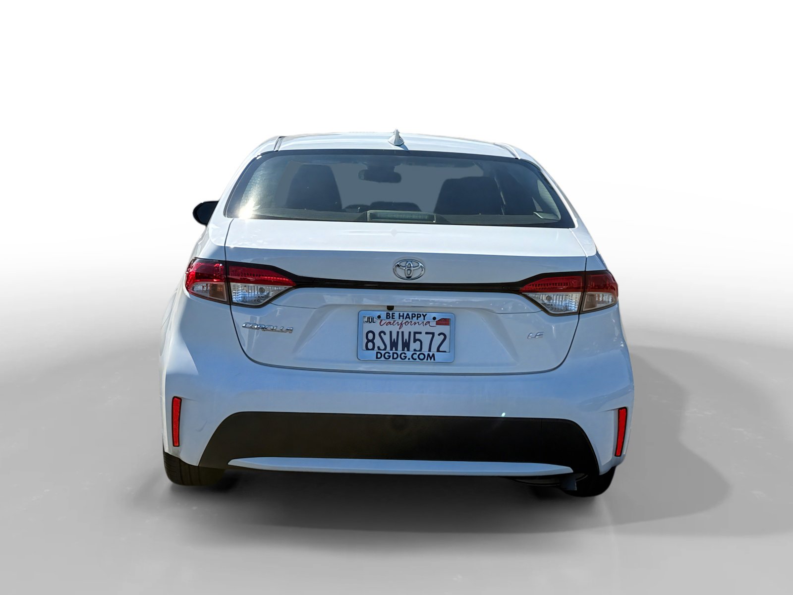 Used 2020 Toyota Corolla LE w/ LE Convenience Package FWD image 4