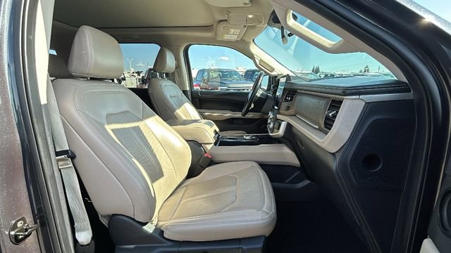 Certified 2024 Ford Expedition Max Limited RWD image 11