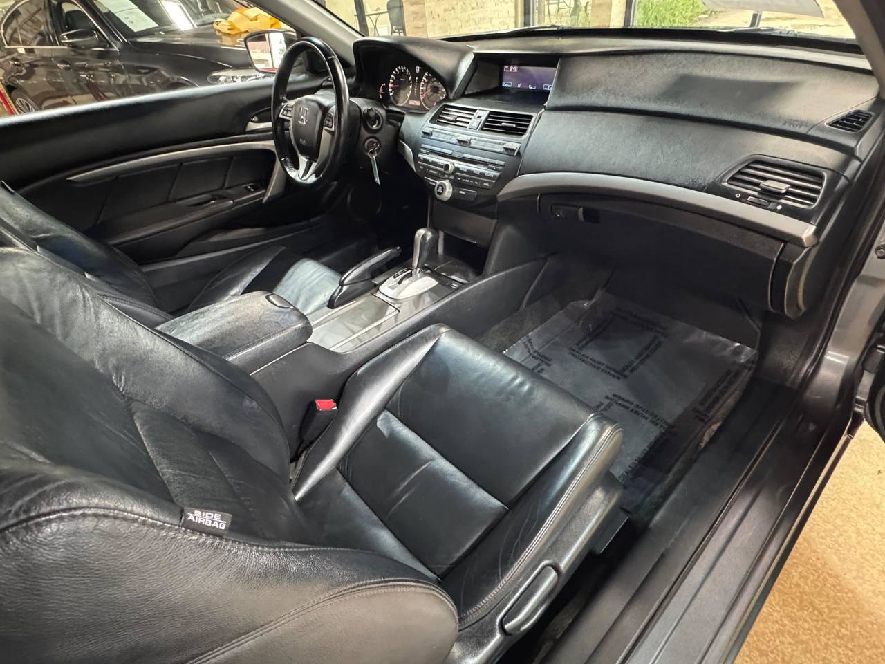 Used 2011 Honda Accord EX-L image 9