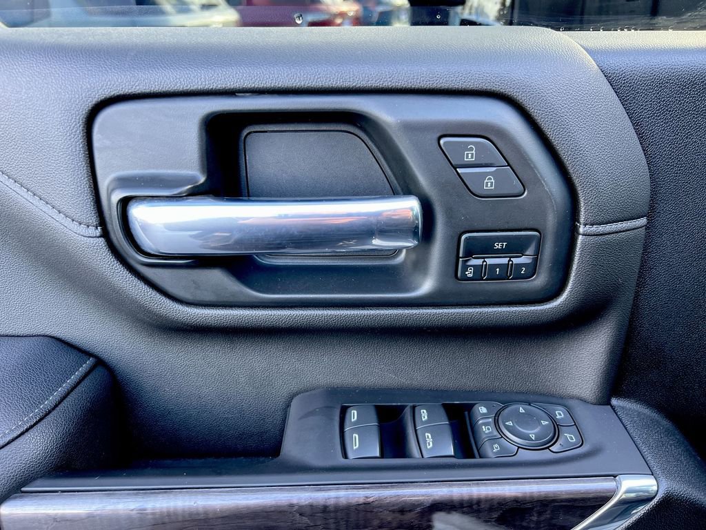 Used 2022 Chevrolet Silverado 3500 LTZ w/ LTZ Premium Package image 20