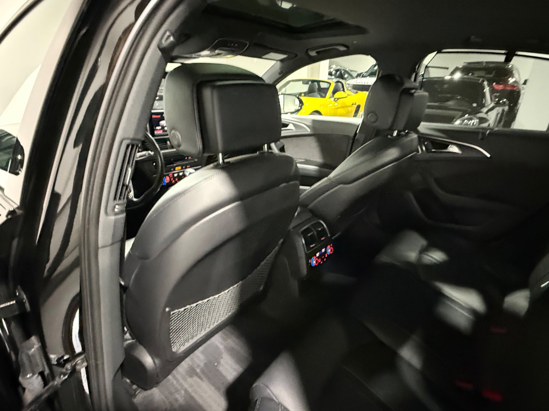 Used 2018 Audi S6 Prestige w/ Prestige Package image 61